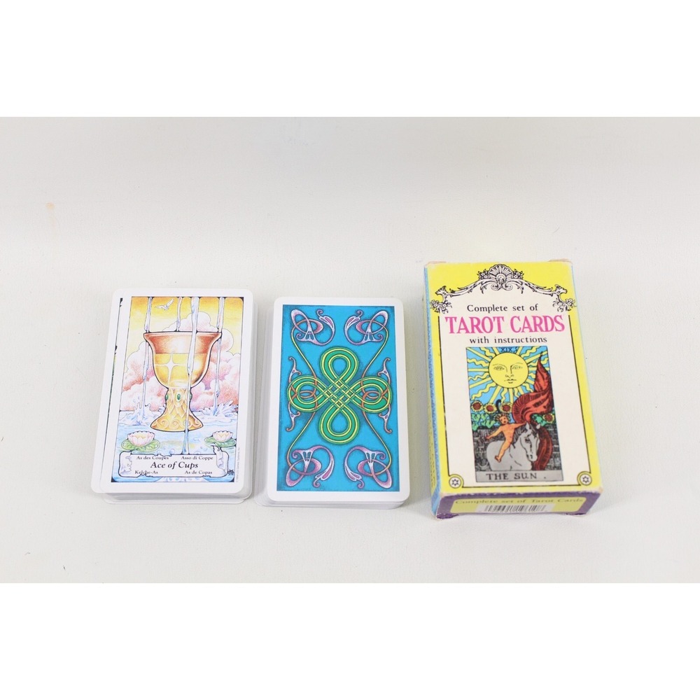 1984 Complete Set Of Tarot Cards US Games B.Shackman & co (Instructions missing)
